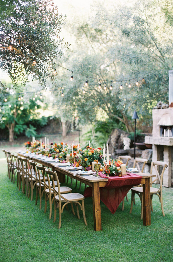 grande-tablee-pour-un-mariage-a-la-maison-budget-mariage