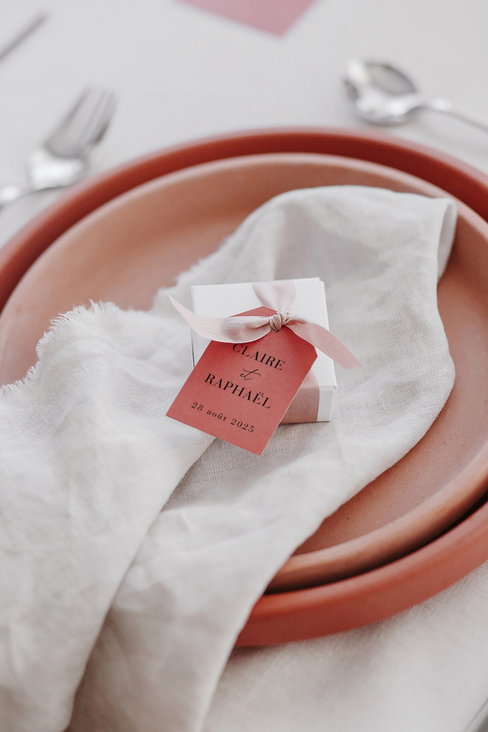 shooting-inspiration-papeterie-mariage-etiquette