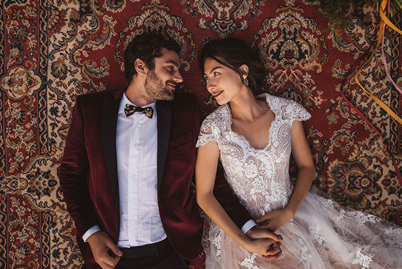 Shooting boho décontracté dans les Alpes