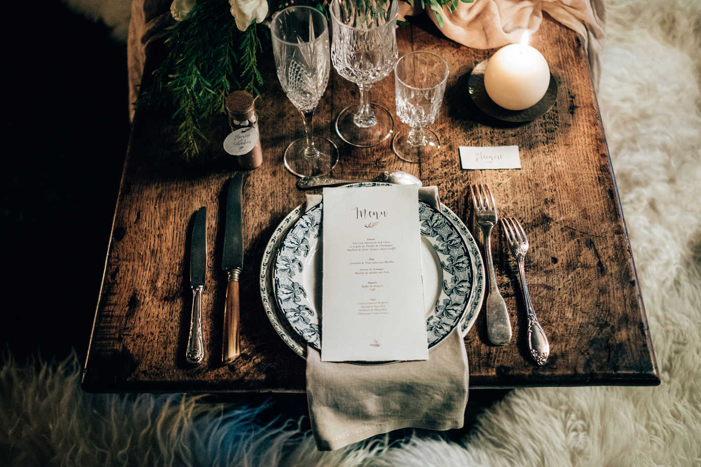louer-la-decoration-le-mobilier-mariage-vaisselle-vintage