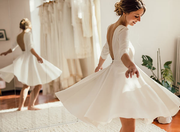 20 robes de mariée courtes à moins de 1000 Euros
