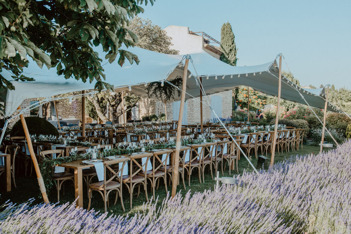 louer-la-decoration-le-mobilier-mariage-be-lounge