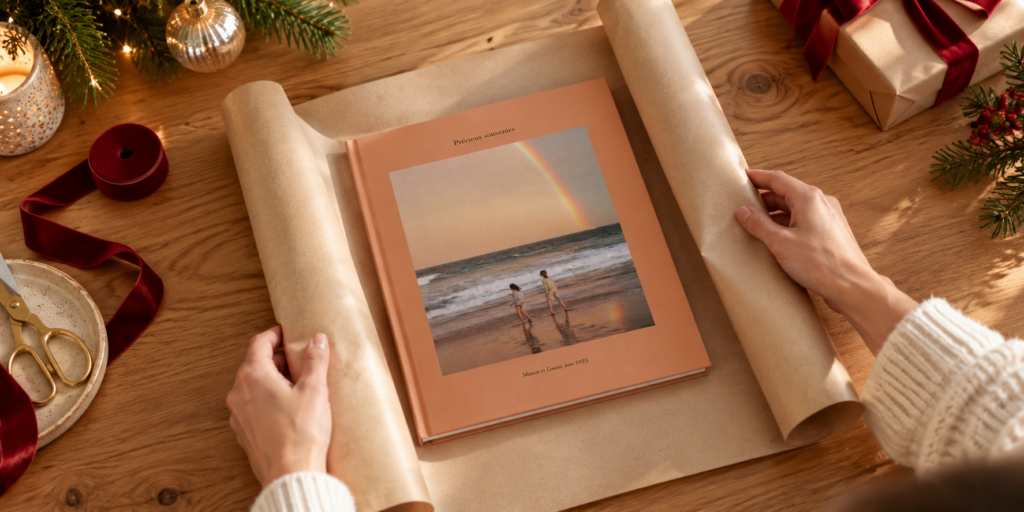 Albums photo souvenirs prêts à être emballés pour Noël