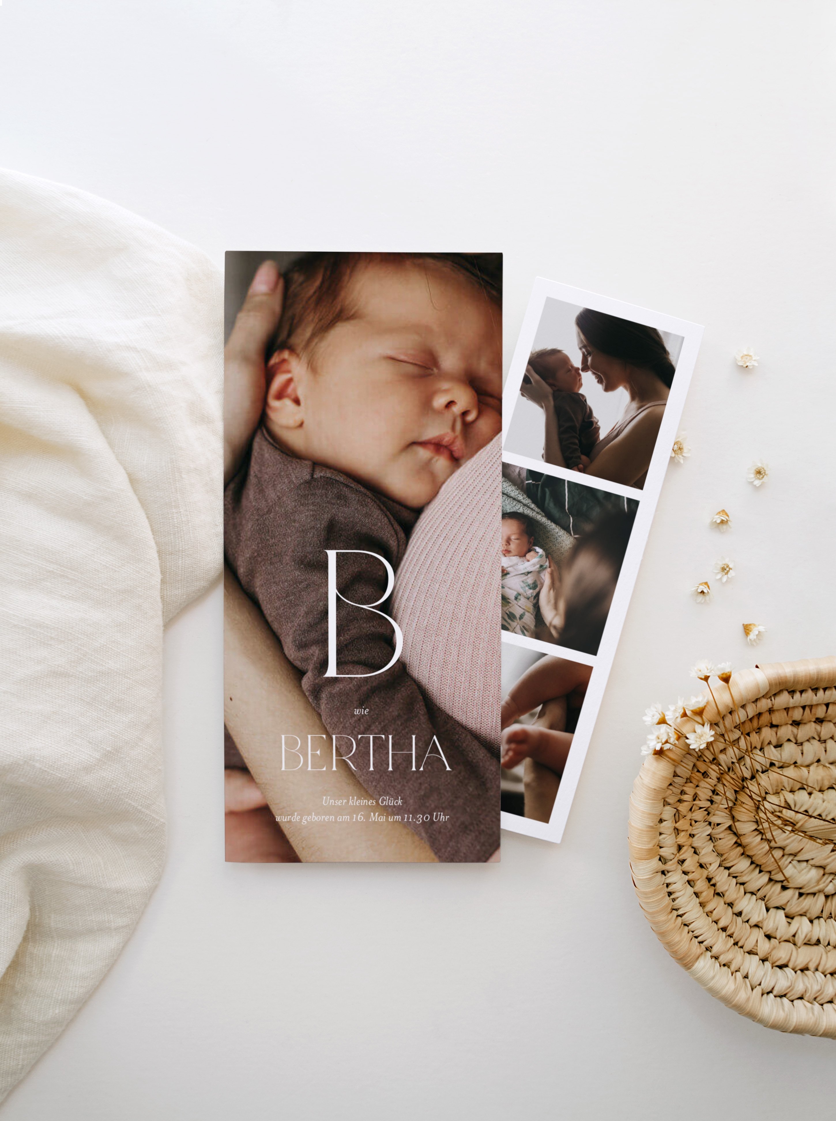 Mignonne Carte de bébé (fille), carte de félicitations pour la naissance  avec Cigogne avant coeur avec une Baby Girl: Quel beau cadeau que cette