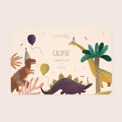 NOUVEAUTE KIT CREATIF DE 10 CARTES D'INVITATION ANNIVERSAIRE A GRATTER  THEME DINOSAURE EN FRANCAIS CONTENANT: 10 CARTONS, 10 ENVELOPPES BLANCHES,  10 STICKERS ET 10 AUTOCOLLANT DORE A GRATTER DINO 